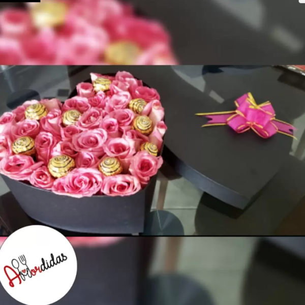 Arreglos florales a Domicilio Bogotá – Corazón de rosas